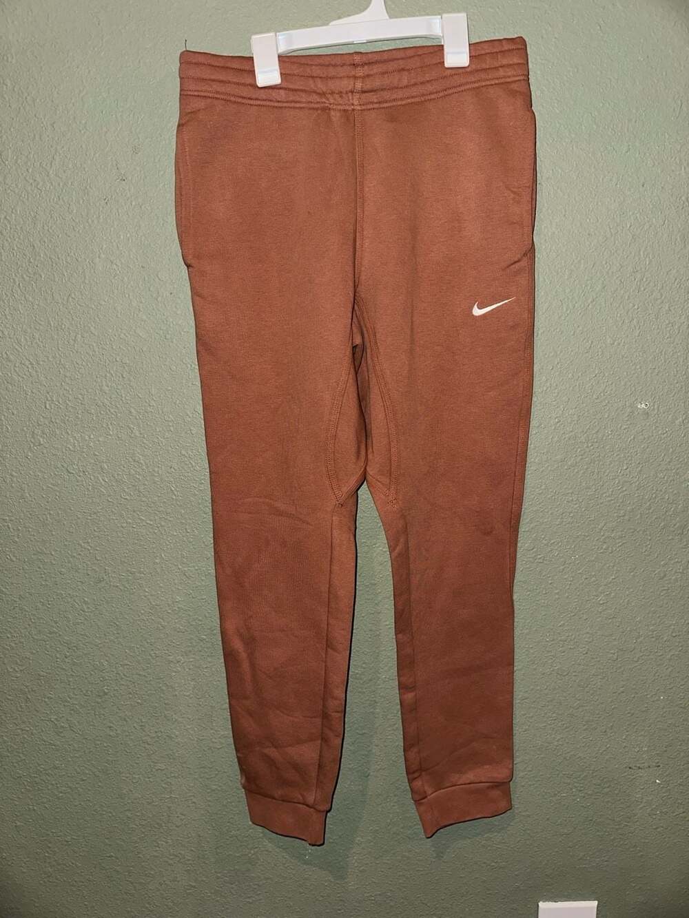 Nike Sportswear Club Fleece Standard Fit Taper Leg Jogger Sweatpants